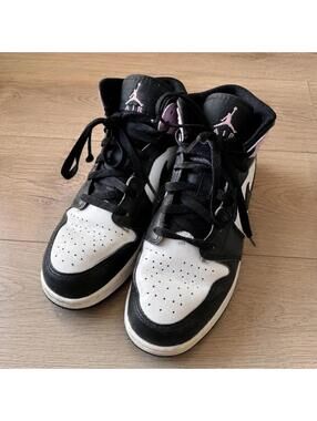 Air Jordan 1 Mid Arctic Pink Lavender Sneakers Youth 6Y Women’s 7.5